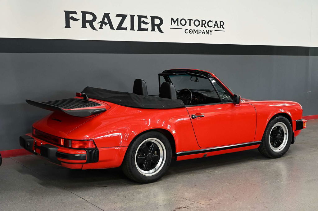 Porsche 911 Carrera 3.2 (US)