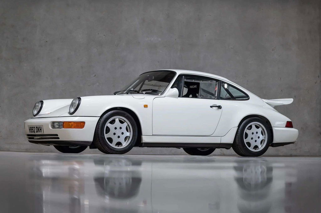 Porsche 964 Carrera 4 Lightweight