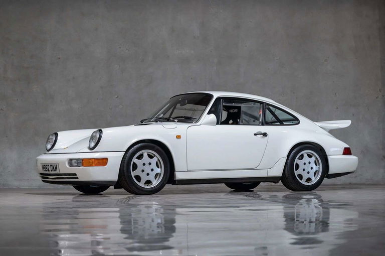 Porsche 964 Carrera 4 Lightweight