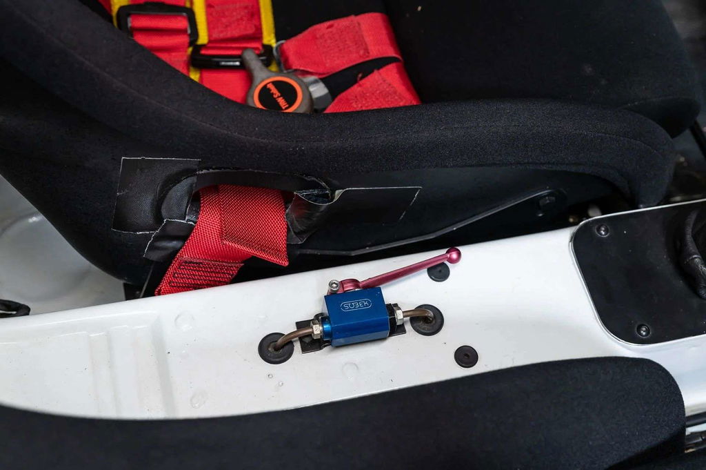 Porsche 964 Carrera 4 Lightweight