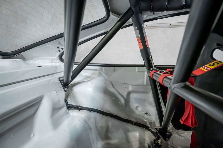 Porsche 964 Carrera 4 Lightweight