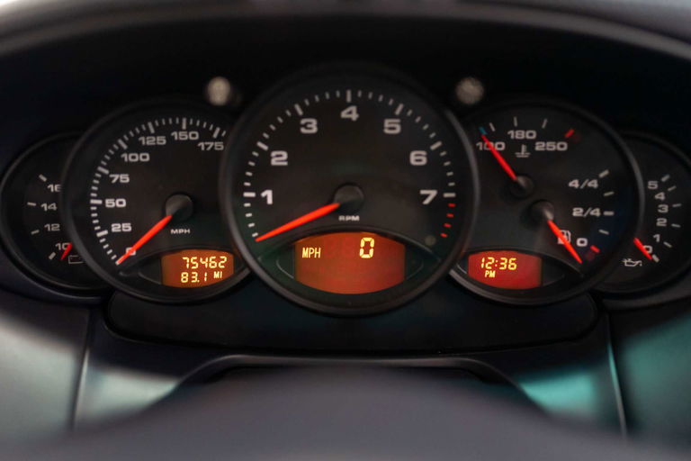 Porsche 996 Carrera 4