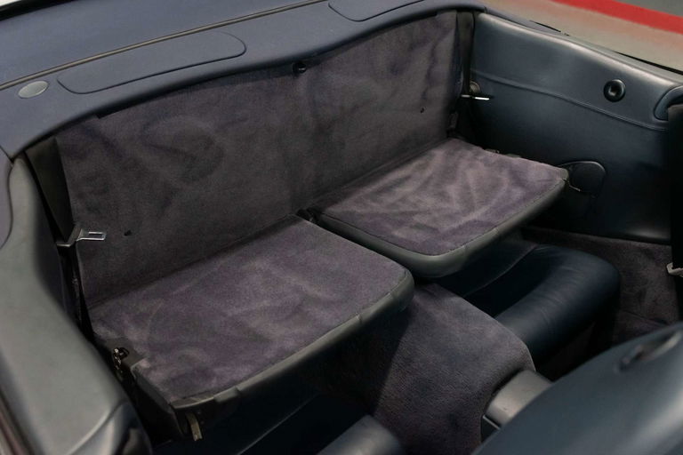 Porsche 996 Carrera 4