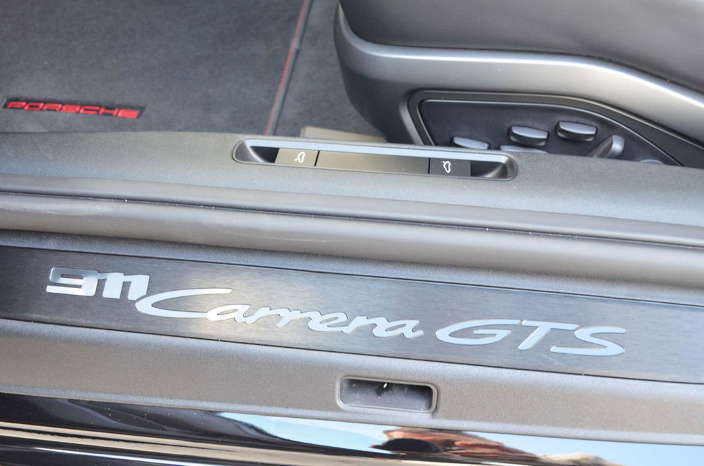 Porsche 992 Carrera GTS