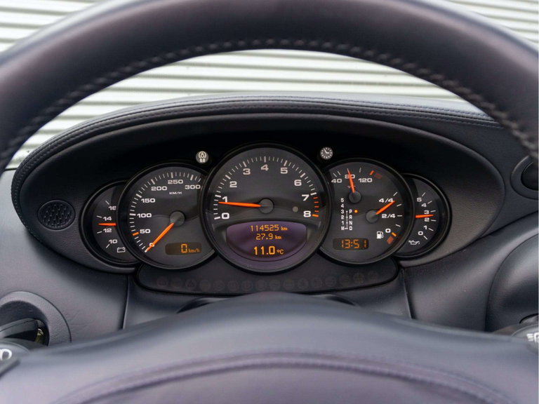Porsche 996 Carrera