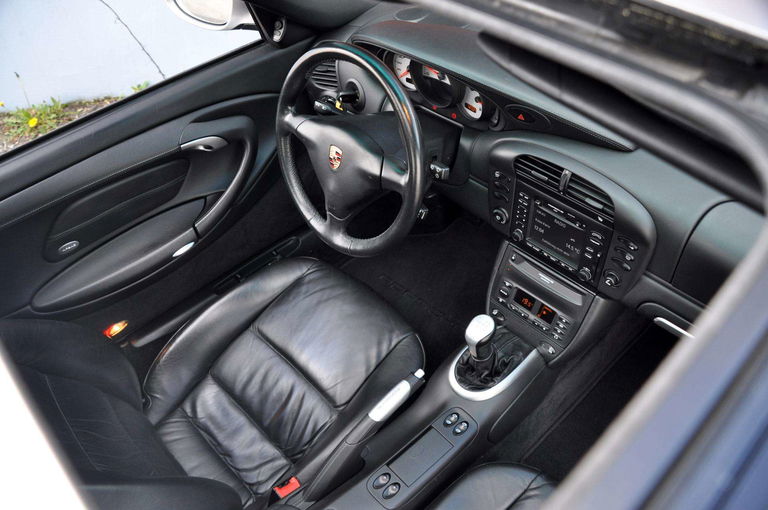 Porsche 996 Carrera 4S