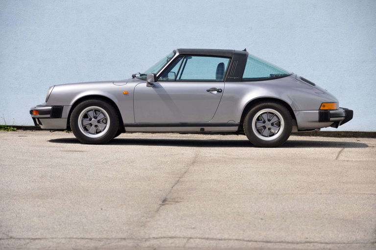 Porsche 911 Carrera 3.2