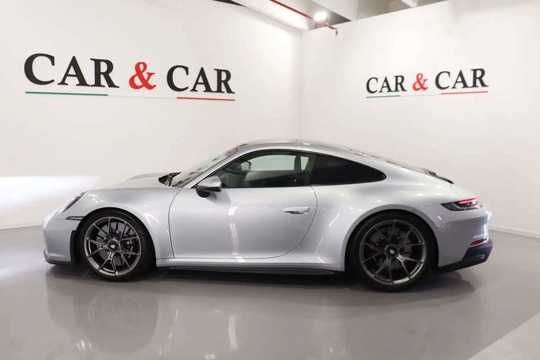 Porsche 992 GT3 Touring