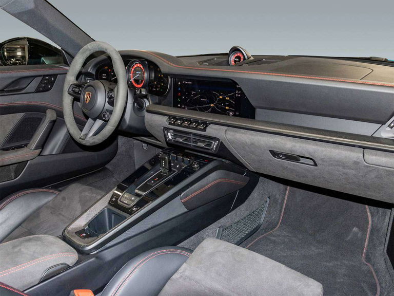 Porsche 992 Carrera GTS