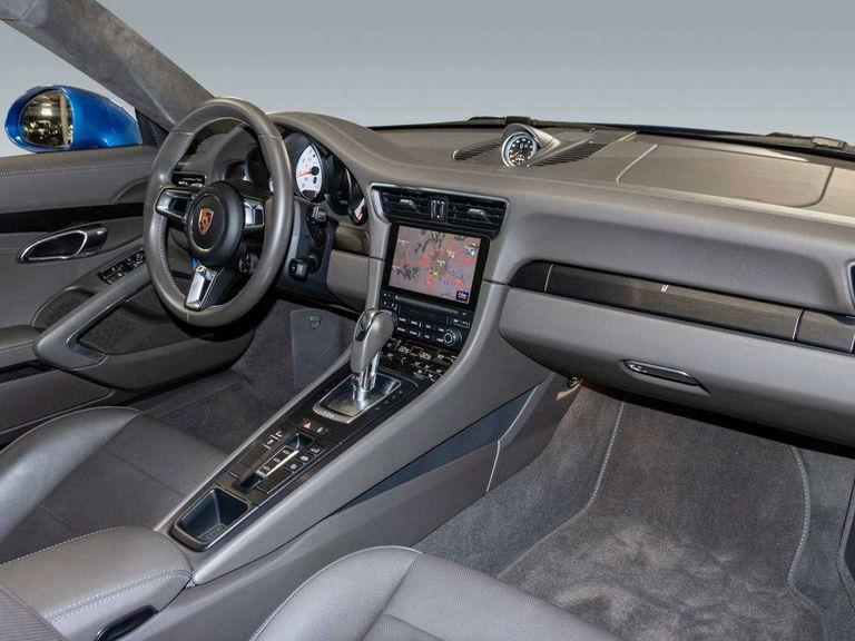 Porsche 991.2 Carrera GTS