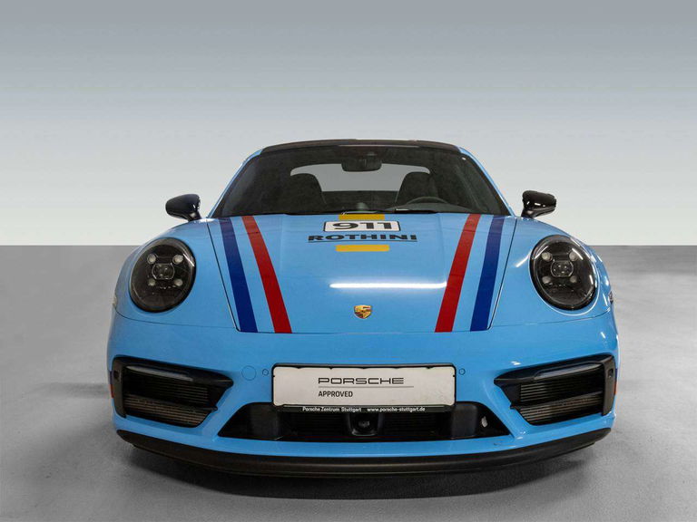 Porsche 992 Carrera GTS
