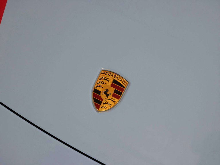 Porsche 992 Carrera GTS