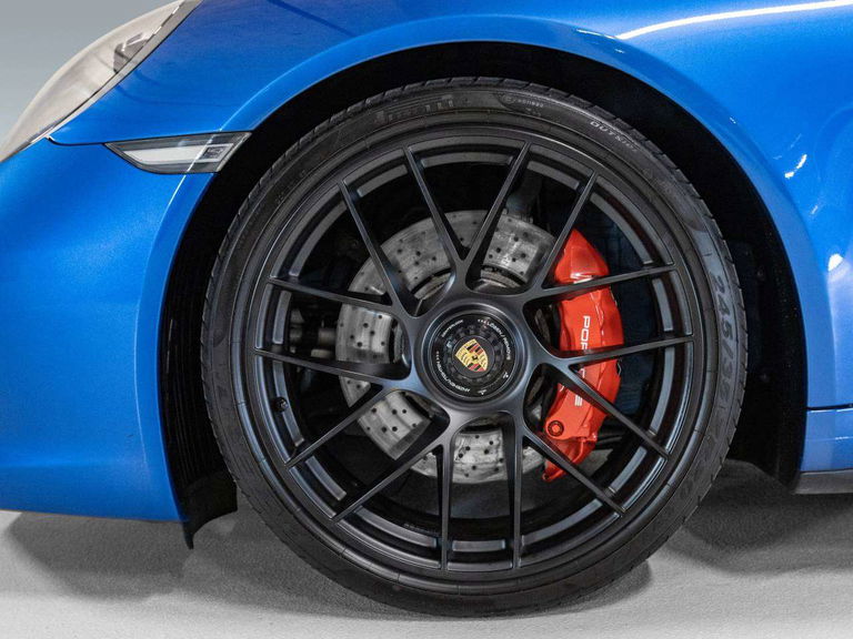 Porsche 991.2 Carrera GTS