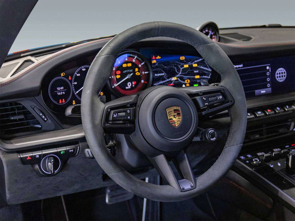 Porsche 992 Carrera GTS