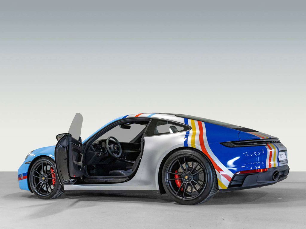 Porsche 992 Carrera GTS