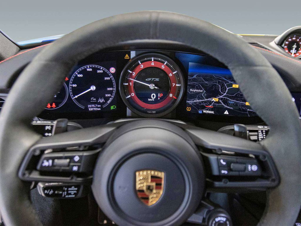 Porsche 992 Carrera GTS