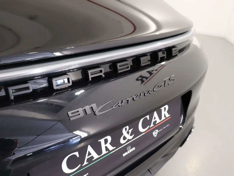 Porsche 992 Carrera GTS