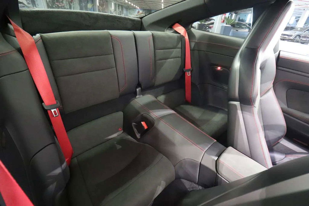 Porsche 992 Carrera GTS