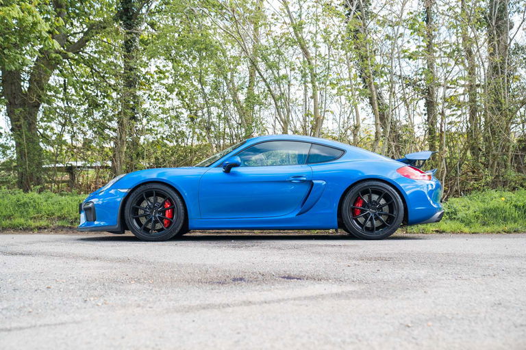 Porsche 981 Cayman GT4