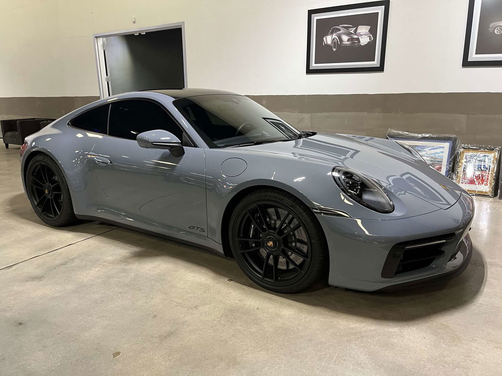 Porsche 992 Carrera GTS
