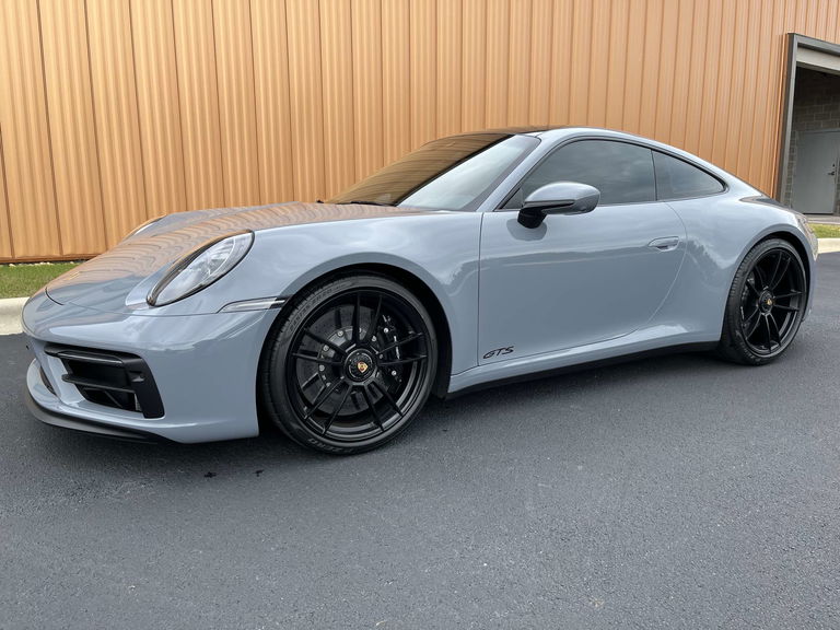 Porsche 992 Carrera GTS