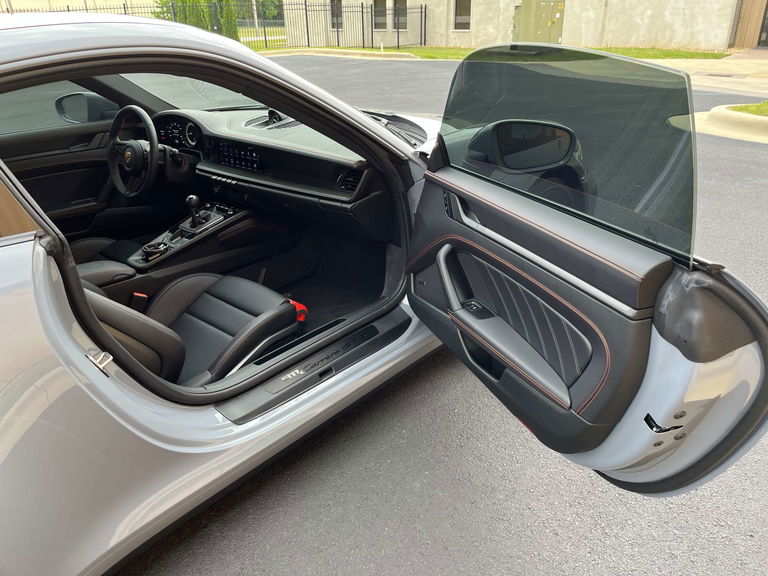 Porsche 992 Carrera GTS