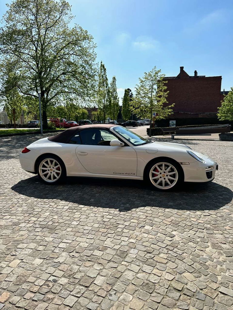Porsche 997.2 Carrera 4 GTS