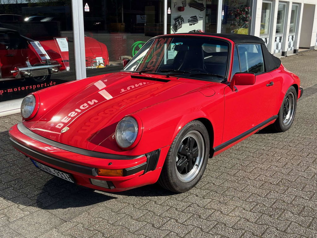 Porsche 911 Carrera 3.2