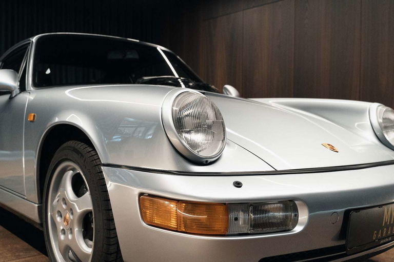 Porsche 964 Carrera 4