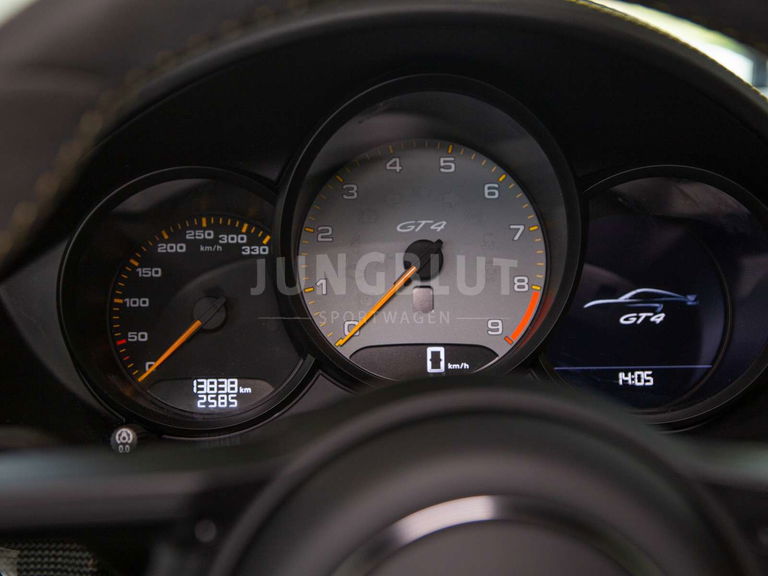 Porsche 718 Cayman GT4