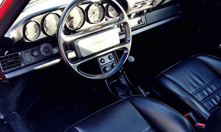 Porsche 911 Carrera 3.2