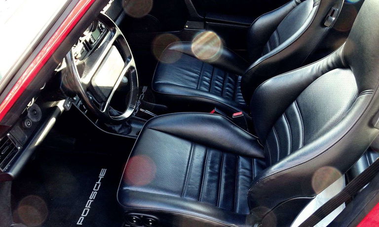 Porsche 911 Carrera 3.2