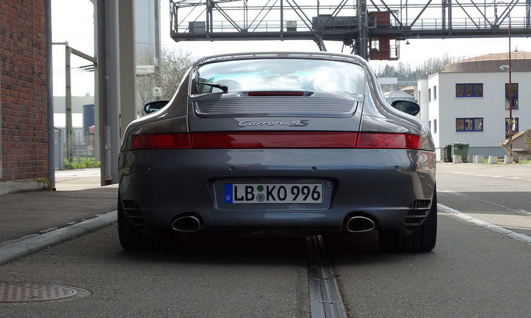 Porsche 996 Carrera 4S