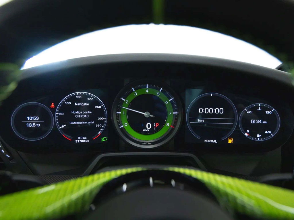 Porsche 992 Carrera 4S