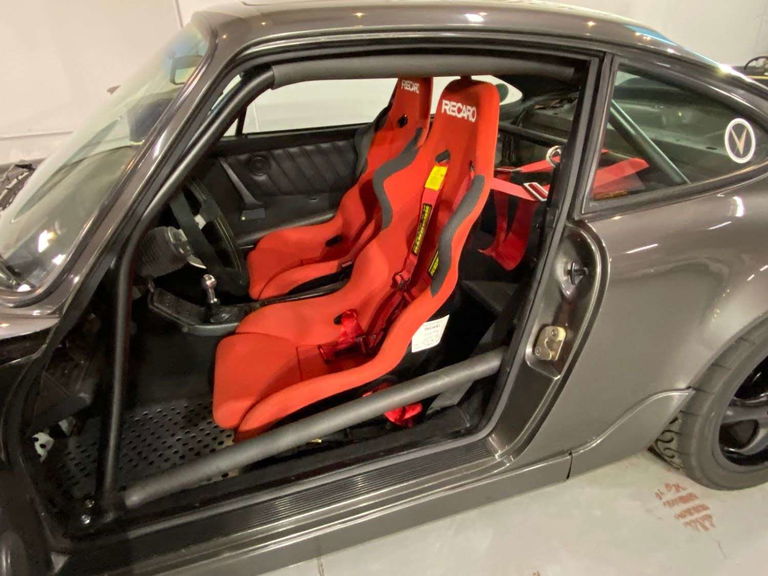 Porsche 964 Carrera 4