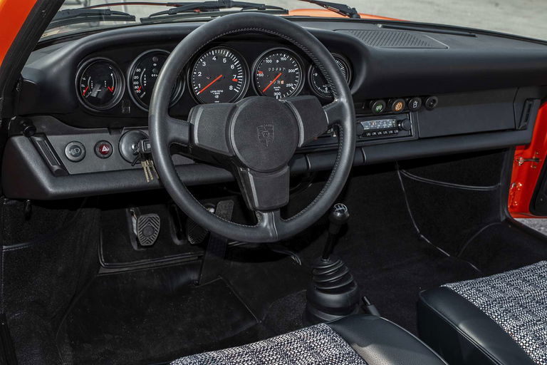 Porsche 911 Carrera 2,7