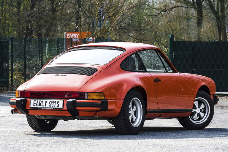 Porsche 911 Carrera 2,7