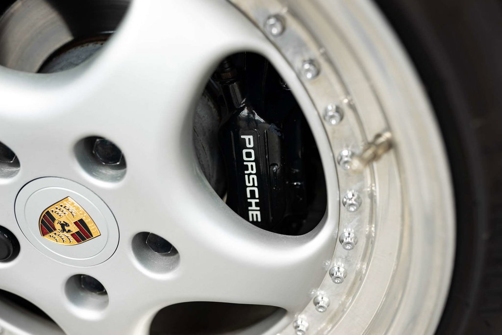 Porsche 964 Carrera 4