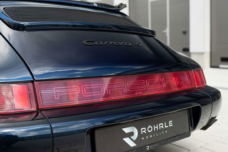 Porsche 964 Carrera 4