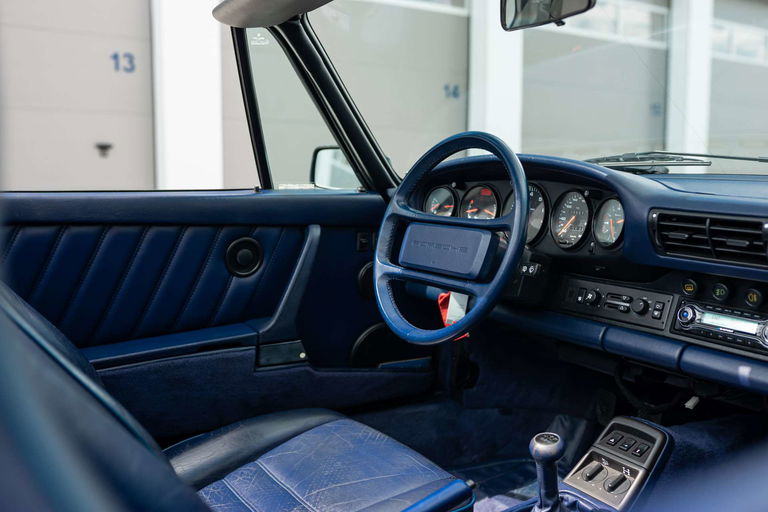 Porsche 964 Carrera 4