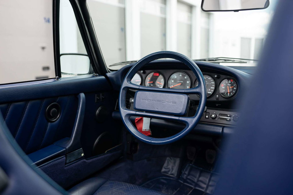 Porsche 964 Carrera 4