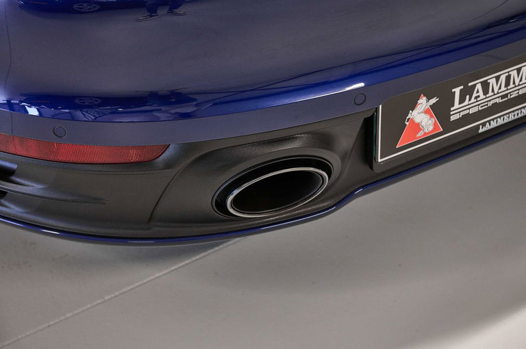 Porsche 992 Carrera