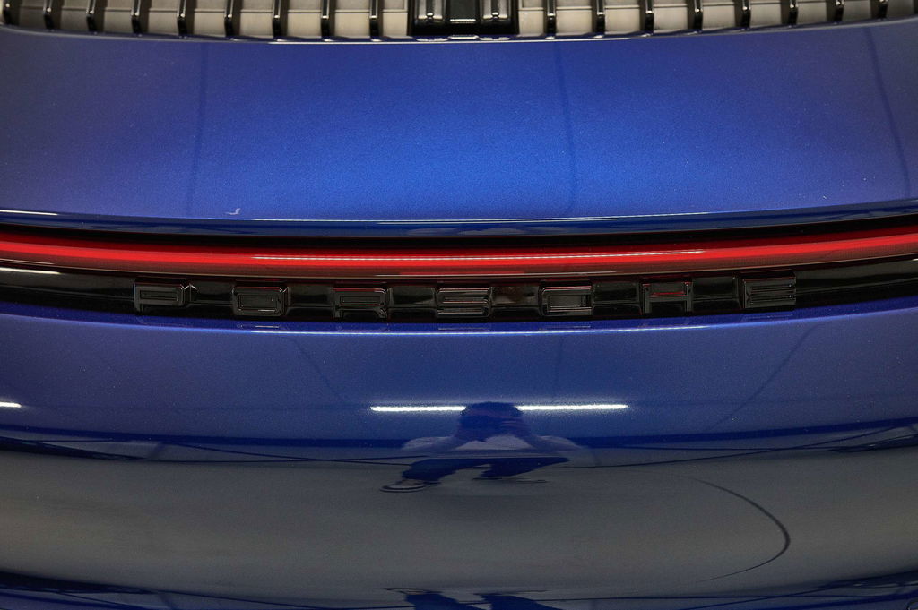 Porsche 992 Carrera