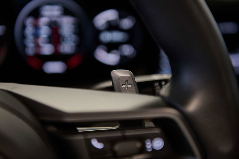Porsche 992 Carrera