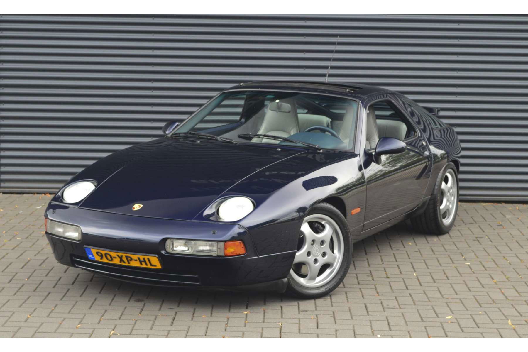 Porsche 928 GTS