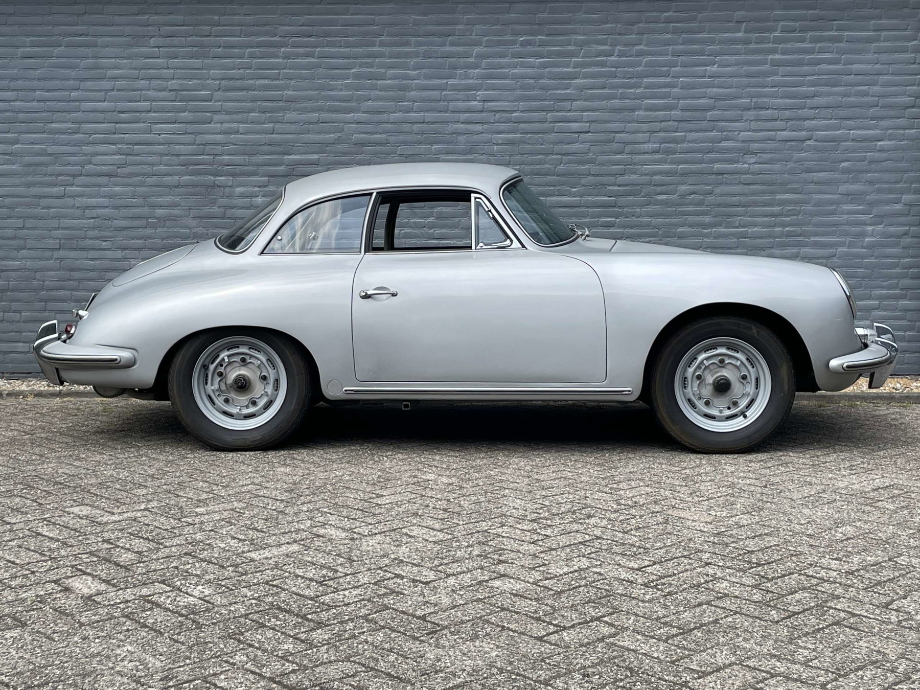 Porsche 356 B 1600 1961 - elferspot.com - Marketplace for Porsche
