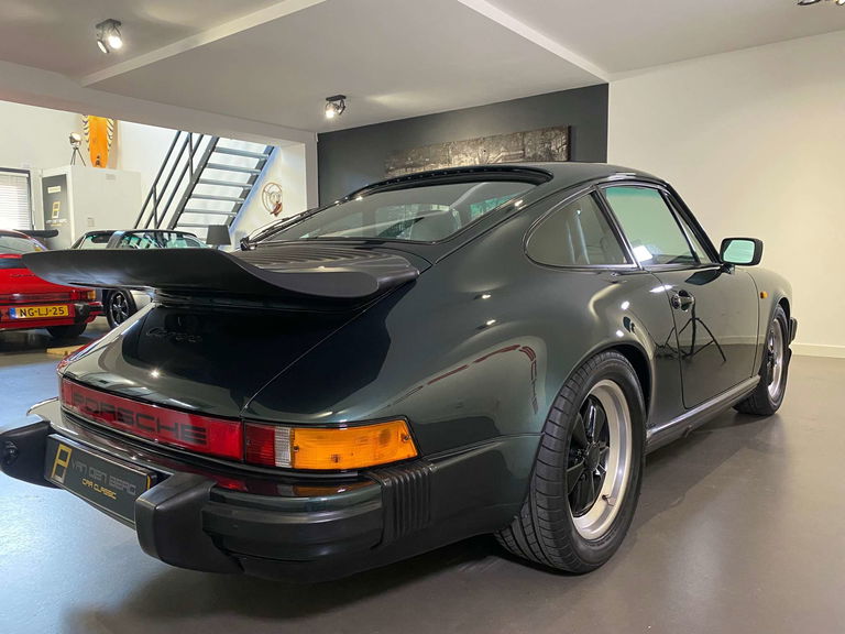 Porsche 911 Carrera 3.2