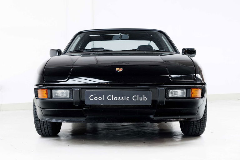 Porsche 924 S