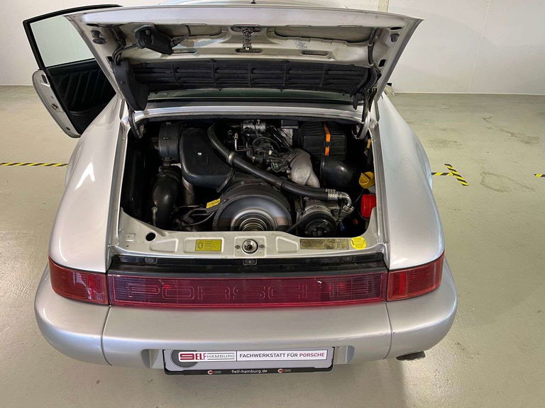 Porsche 964 Carrera 4
