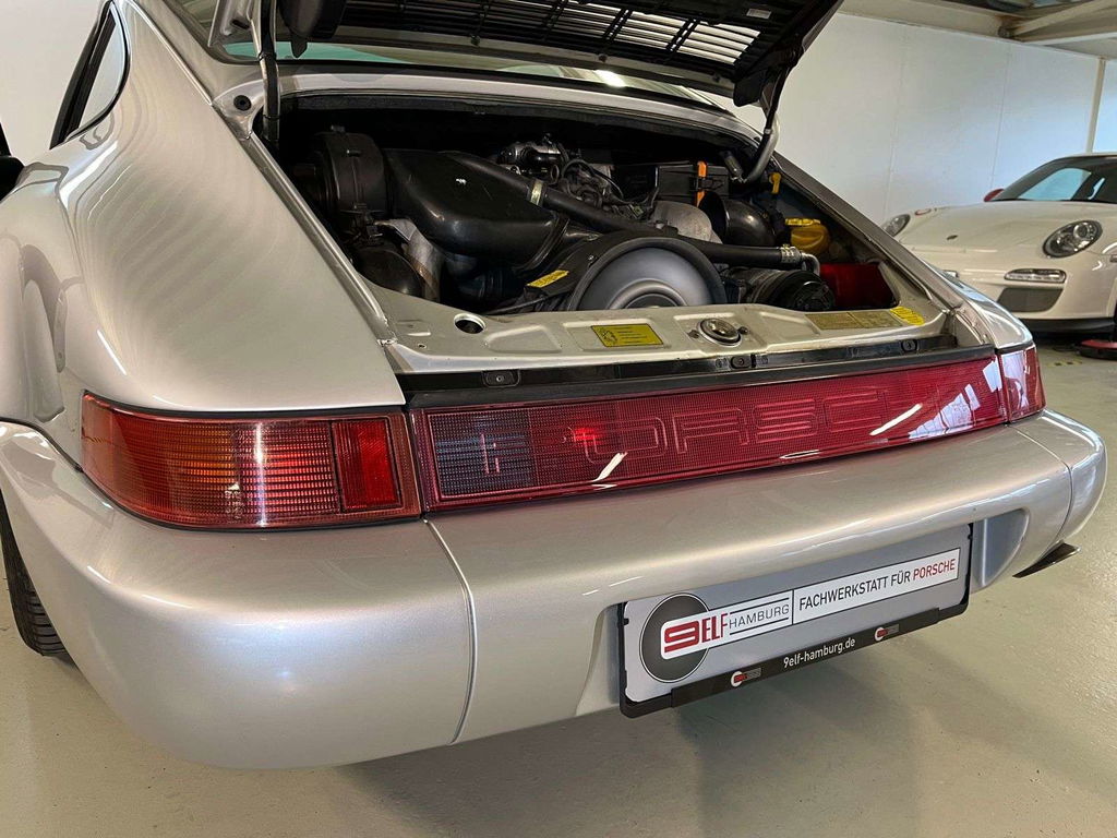 Porsche 964 Carrera 4